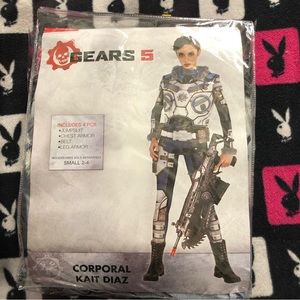 Brand NEW Adult size Kait Diaz Costume - Gears of War 5 size SMALL 2-4